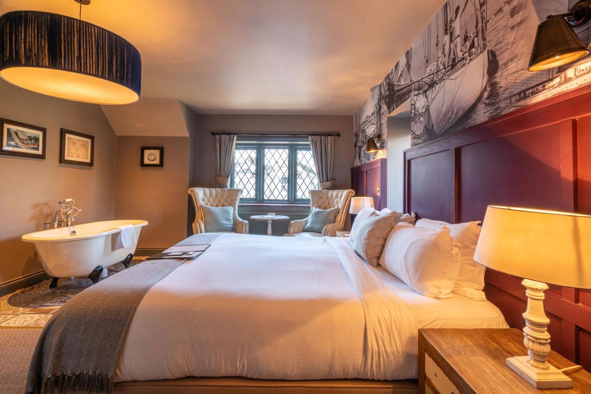 The Mayflower Lymington Ngoại thất bức ảnh