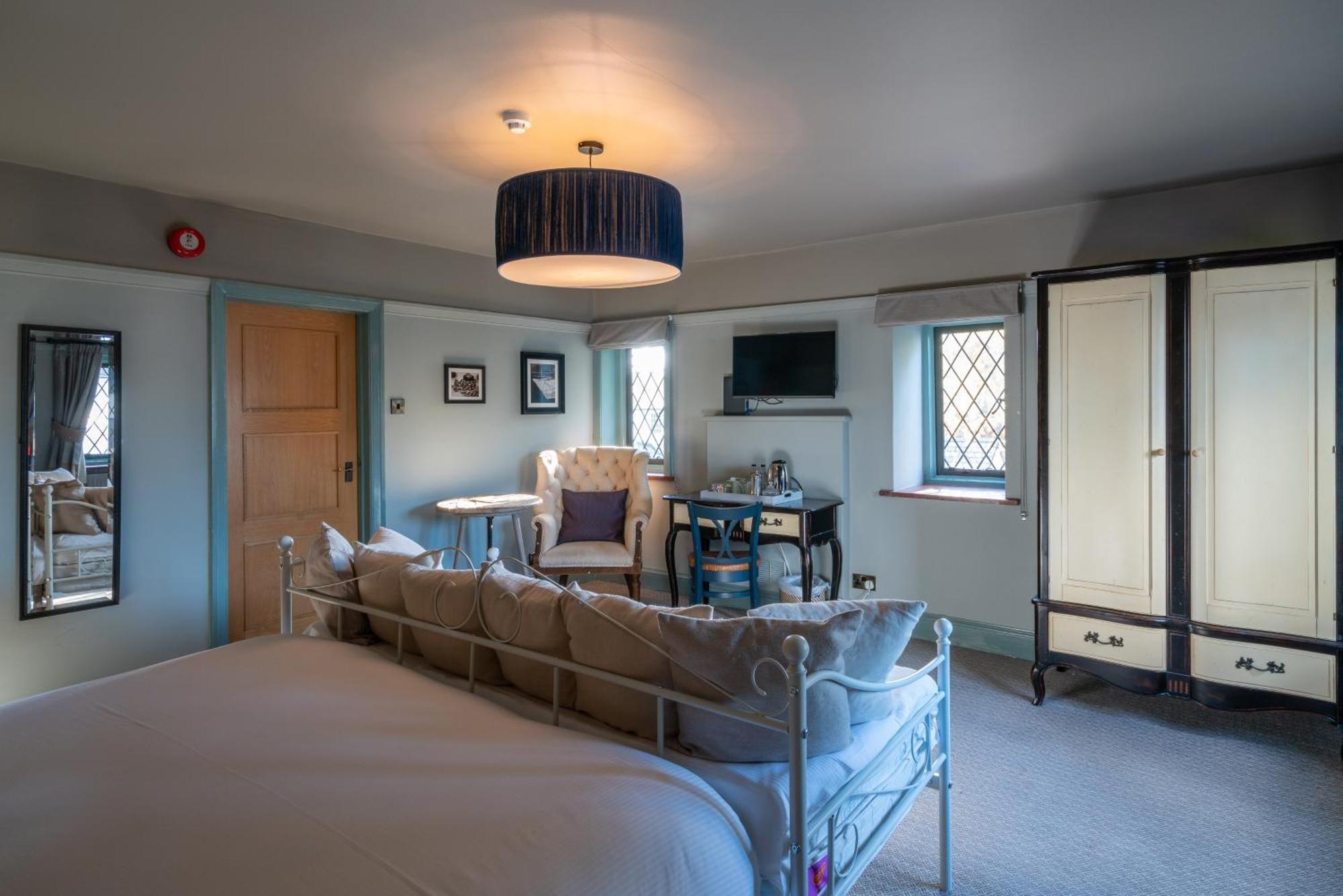 The Mayflower Lymington Ngoại thất bức ảnh